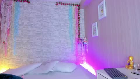 Vanessa online show from 4, 4, 2026