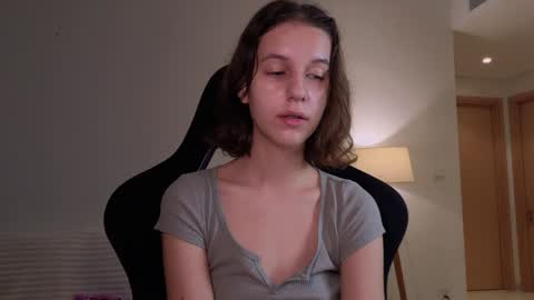 Snapshot of vanessabayer chatting on 7, 12, 2024 vanessa online show from 7, 12, 2024