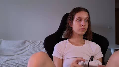 Snapshot of vanessabayer chatting on 20, 12, 2024 vanessa online show from 20, 12, 2024