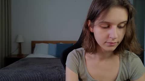 Snapshot of vanessabayer chatting on 11, 3, 2025 vanessa online show from 11, 3, 2025