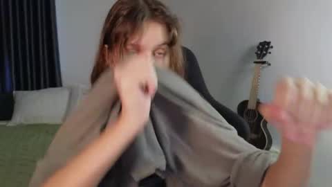 Snapshot of vanessabayer chatting on 15, 9, 2025 vanessa online show from 15, 9, 2025