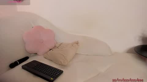 V online show from 15, 9, 2025