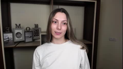 Snapshot of vanessakim_ chatting on 1, 3, 2026 Vanessa online show from 1, 3, 2026