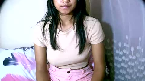 Snapshot of vanih27 chatting on 18, 7, 2026 vanih27 online show from 18, 7, 2026