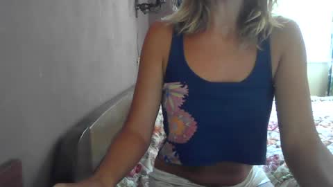 Snapshot of vanillachika205 chatting on 10, 7, 2026 vanillachika205 online show from 10, 7, 2026