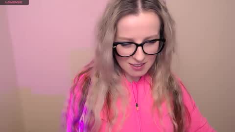 Mia online show from 17, 3, 2026