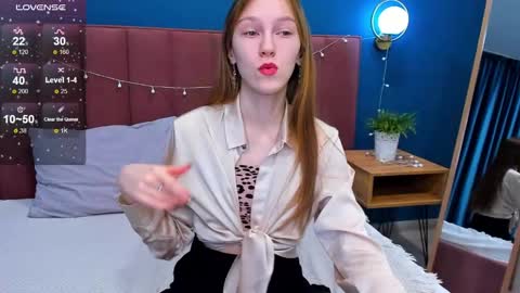 Snapshot of vanillakelly chatting on 6, 2, 2025 Sofia online show from 6, 2, 2025