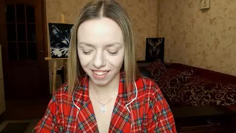 Snapshot of vanillamuffin chatting on 10, 2, 2025 VanillaMuffin online show from 10, 2, 2025