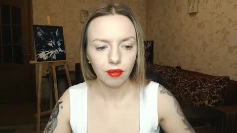 Snapshot of vanillamuffin chatting on 1, 3, 2025 VanillaMuffin online show from 1, 3, 2025