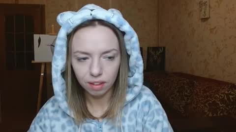 Snapshot of vanillamuffin chatting on 5, 10, 2025 VanillaMuffin online show from 5, 10, 2025