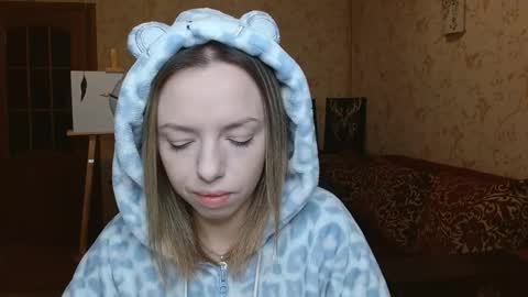 Snapshot of vanillamuffin chatting on 8, 10, 2025 VanillaMuffin online show from 8, 10, 2025