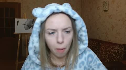 Snapshot of vanillamuffin chatting on 18, 10, 2025 VanillaMuffin online show from 18, 10, 2025