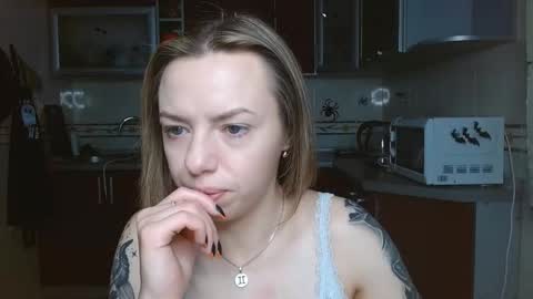 VanillaMuffin online show from 4, 11, 2025