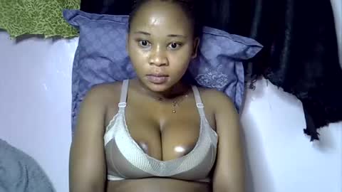 Snapshot of vanillavenus chatting on 16, 11, 2025 vanillavenus online show from 16, 11, 2025