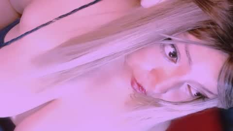 Snapshot of vanne_amet chatting on 11, 7, 2026 free follow me online show from 11, 7, 2026