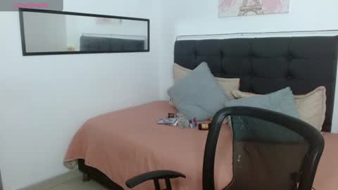 Snapshot of vannesweet_ chatting on 15, 6, 2026 vane online show from 15, 6, 2026
