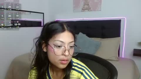 Snapshot of vannesweet_ chatting on 23, 6, 2026 vane online show from 23, 6, 2026