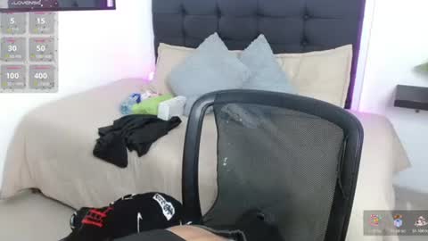 Snapshot of vannesweet_ chatting on 9, 7, 2026 vane online show from 9, 7, 2026