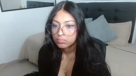 Snapshot of vannesweet_ chatting on 17, 7, 2026 vane online show from 17, 7, 2026