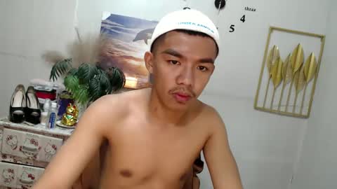 vanxxx2005 online show from 15, 2, 2025