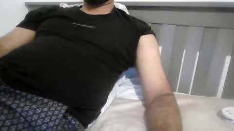 Snapshot of varghese28 chatting on 20, 10, 2025 kerala mallu boy online show from 20, 10, 2025