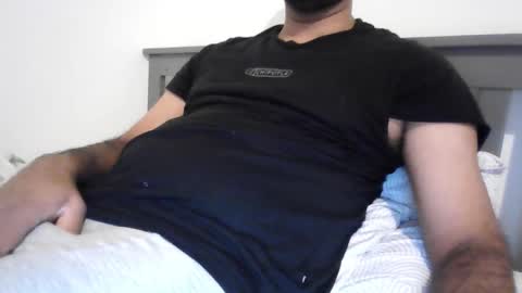 Snapshot of varghese28 chatting on 16, 12, 2025 kerala mallu boy online show from 16, 12, 2025