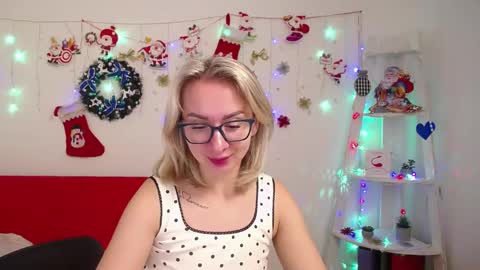 Snapshot of vasilisasii chatting on 19, 12, 2024 Vasilisa online show from 19, 12, 2024