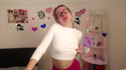 Snapshot of vasilisasii chatting on 18, 1, 2025 Vasilisa online show from 18, 1, 2025