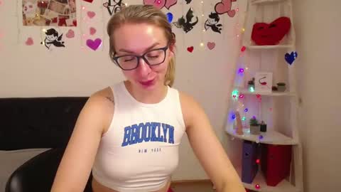 Snapshot of vasilisasii chatting on 7, 3, 2025 Vasilisa online show from 7, 3, 2025