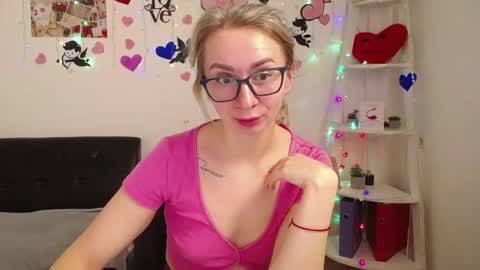 Snapshot of vasilisasii chatting on 8, 3, 2025 Vasilisa online show from 8, 3, 2025