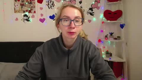 Snapshot of vasilisasii chatting on 12, 3, 2025 Vasilisa online show from 12, 3, 2025