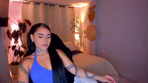 Snapshot of vayolett_bass chatting on 23, 6, 2026 Vayolett Bass online show from 23, 6, 2026