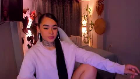 Snapshot of vayolett_bass chatting on 20, 7, 2026 Vayolett Bass online show from 20, 7, 2026