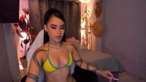 Snapshot of vayolett_bass chatting on 23, 7, 2026 Vayolett Bass online show from 23, 7, 2026