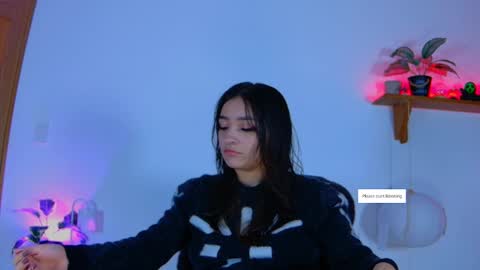 Vayolett online show from 12, 10, 2025