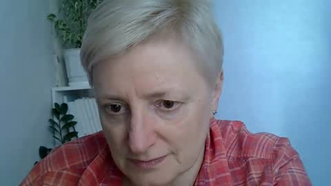 vea_motty online show from 8, 5, 2026