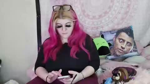 Veronica Lehane online show from 18, 1, 2025