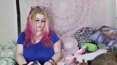 Veronica Lehane online show from 9, 3, 2025