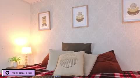 Vee Simons online show from 21, 3, 2026