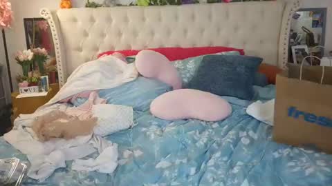 Vegas Dani online show from 4, 7, 2026