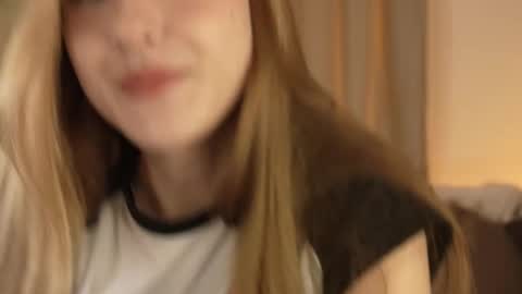 Snapshot of vegas_v chatting on 10, 11, 2025 Maria online show from 10, 11, 2025