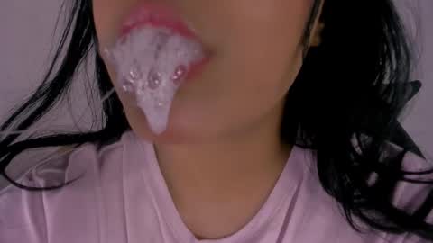 Snapshot of veky_saliva01 chatting on 22, 11, 2025 camila online show from 22, 11, 2025