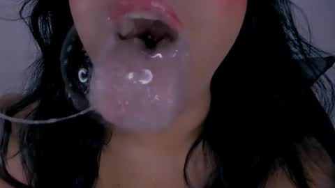 Snapshot of veky_saliva01 chatting on 5, 12, 2025 camila online show from 5, 12, 2025