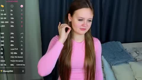 veliapascanik online show from 12, 4, 2026