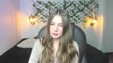 Sophi  online show from 24, 3, 2026