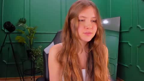 velvet_cherry online show from 21, 2, 2025