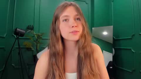 velvet_cherry online show from 26, 2, 2025