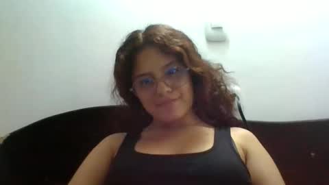 velvet_moon_v online show from 26, 5, 2026