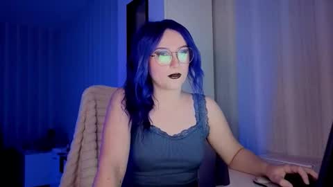 Violet online show from 19, 3, 2026