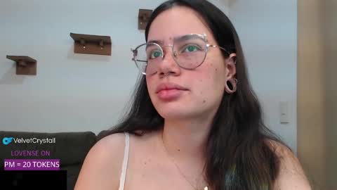 Snapshot of velvetcrystal chatting on 19, 9, 2025 Crystal PVT OPEN online show from 19, 9, 2025